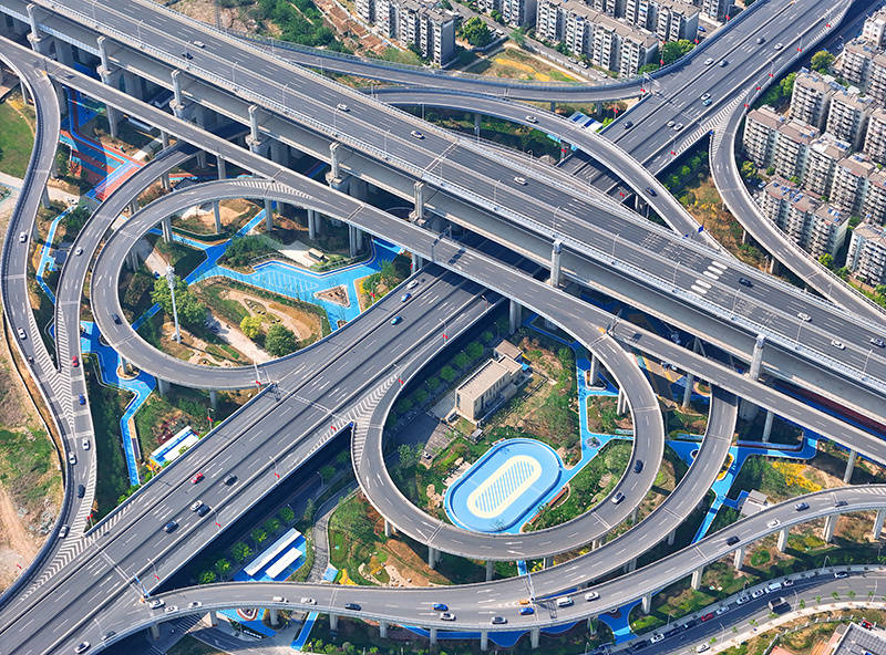 中国·必威芜湖焕新⑤丨长江三桥体育公园：家门口的幸福