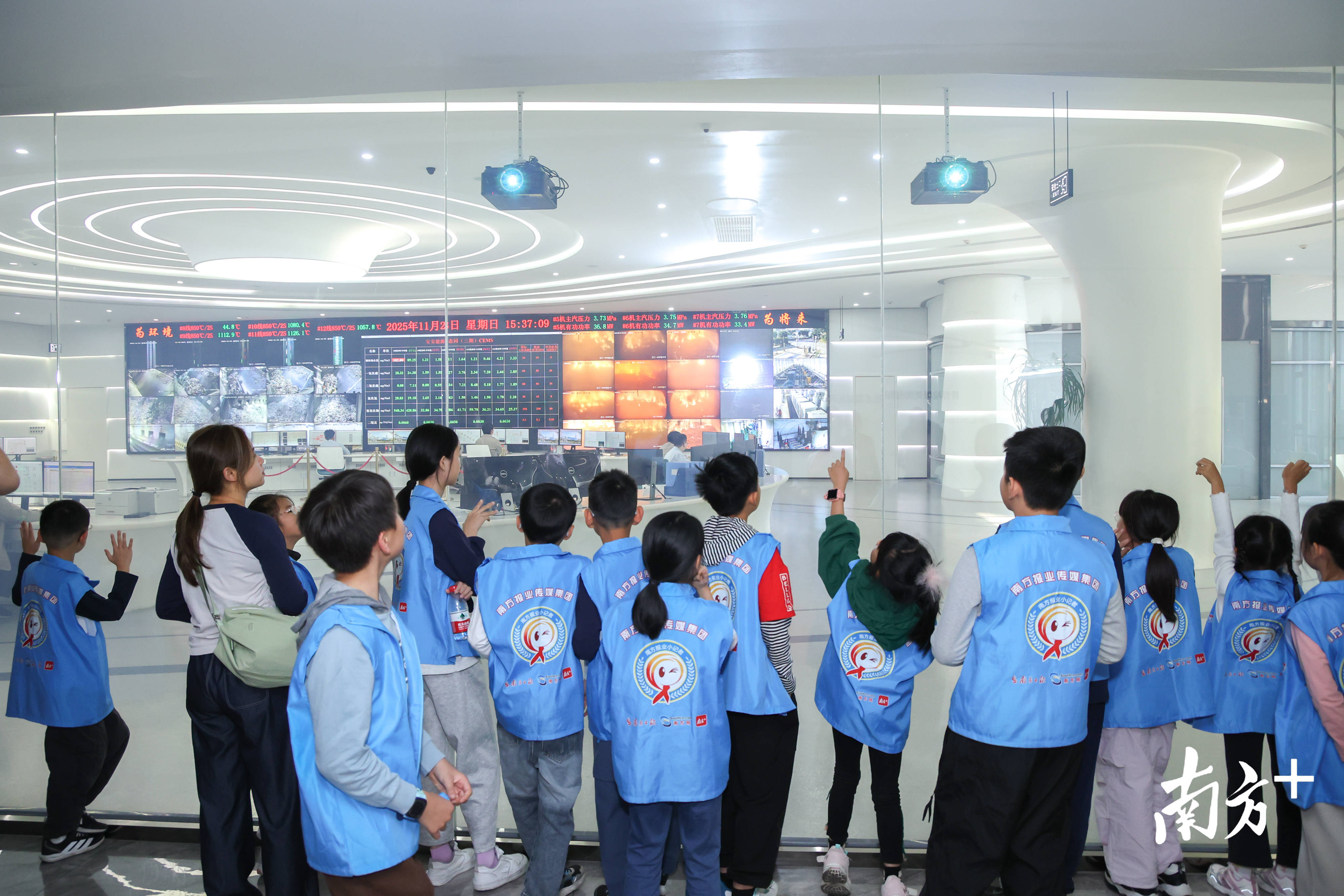 探秘“无废城市”建设，南方报业小记者解锁生态宝安新场景