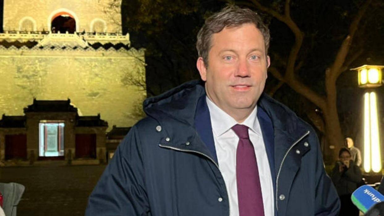 新加坡总理对中日不当发言，引得中国民众情绪刺痛，德国因近期和中关系缓和，带着“建议”前去新加坡“救场”_搜狐网