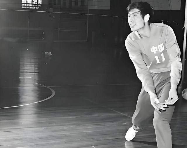 在江苏队里,他同张友生一起,把那全运会"三连冠"打得干脆利落