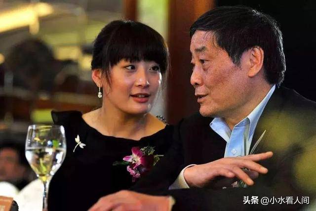 杜建英没想到，宗馥莉离开娃哈哈后，因香港火灾一举动，口碑暴涨