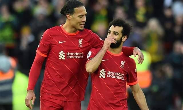 利物浦34岁队长再犯错：1传1躲 4秒2次失误！断崖式滑坡