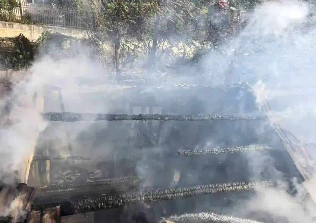 一套房+8万元养老钱全烧光！这个火灾“元凶”你家也有