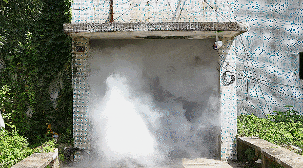 燃烧实测｜新国标“小电驴”毒气少87%，逃生多48秒！