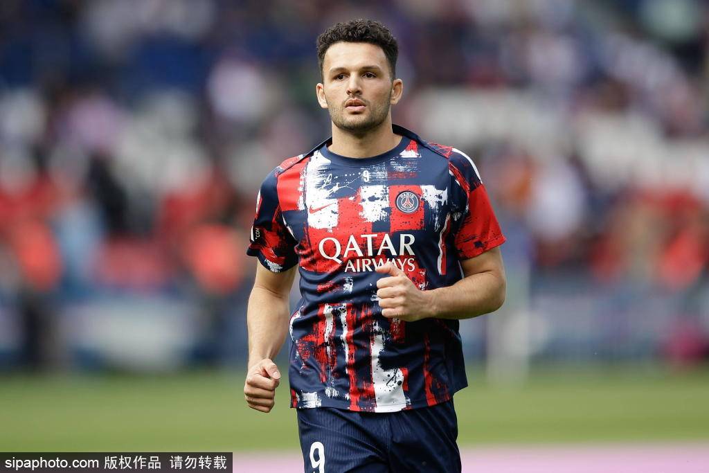 皇马与曼城大战前夕:姆巴佩替补引发关注