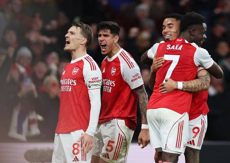 “英超联赛免费高清直播+实时赛程+积分预测