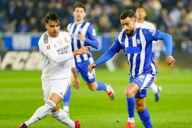 2-1!14亿豪门终结连败+6轮2胜 神锋17轮17球 24岁前锋近28轮首球