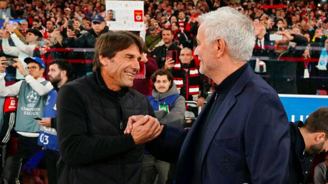 61岁穆里尼奥被掌声点燃!五大联赛放弃他,真是最蠢决定?