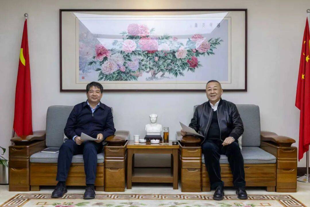 省数据和政务服务局局长刘凯来我委调研交流_数字_全省_王青峰
