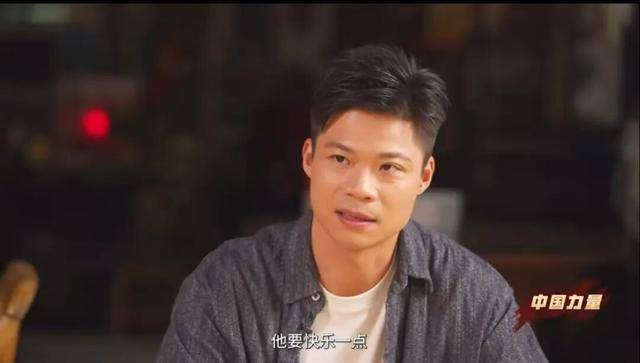 苏炳添退役后日常曝光,笑谈儿子校运会接力跑落选