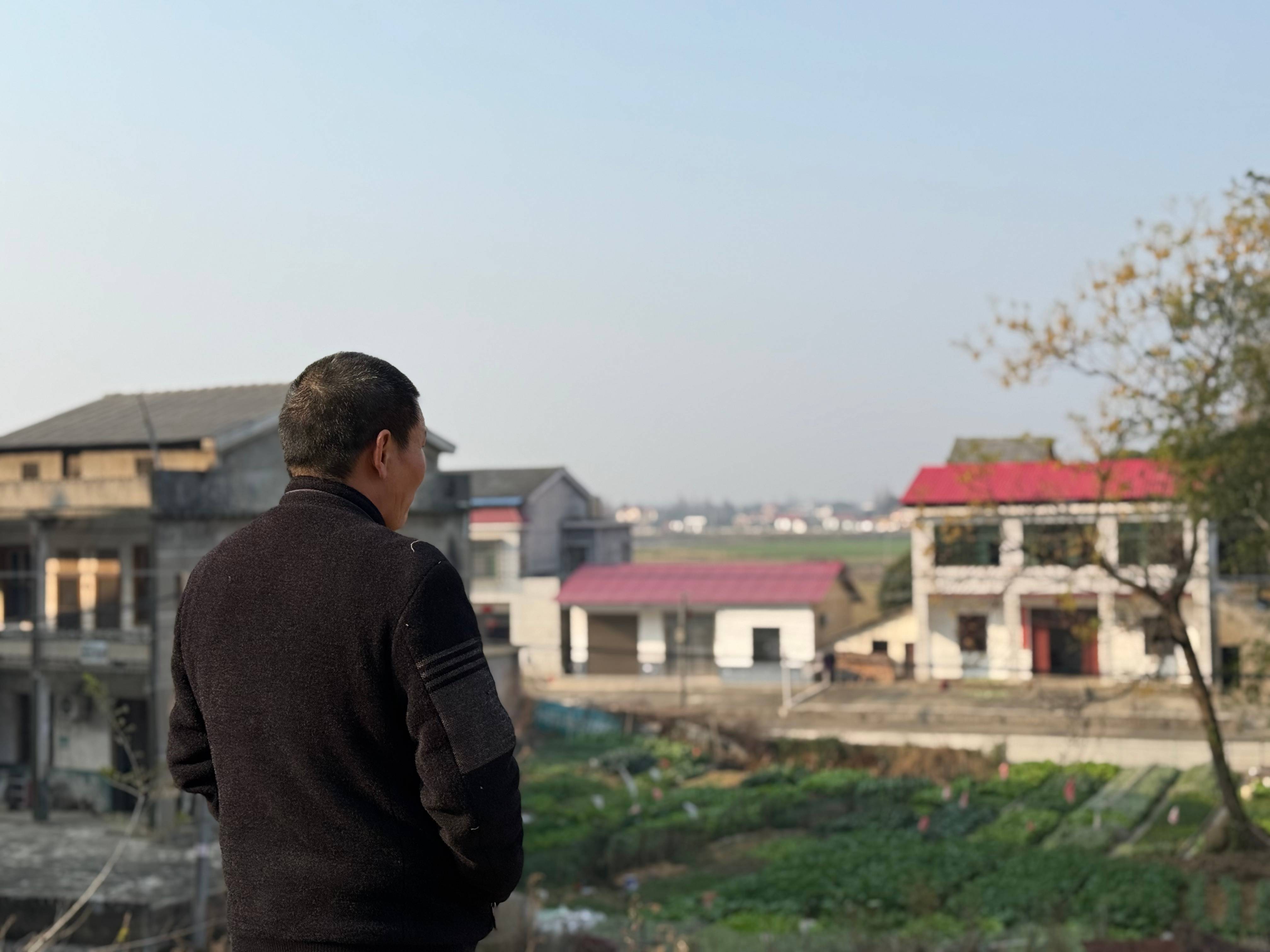 曾因12字跟评被拘5天男子：今后再说“豆腐渣工程”时只写“豆腐”