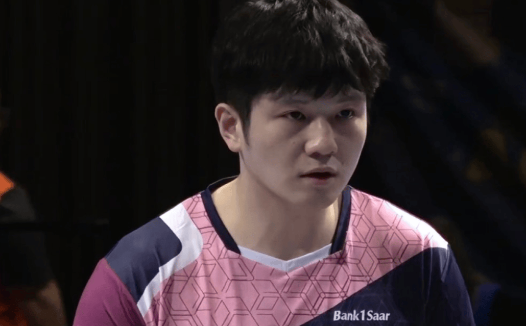 狂轰11-1，樊振东欧冠首秀轻松开门红，赛后模仿C罗庆祝动作好可爱