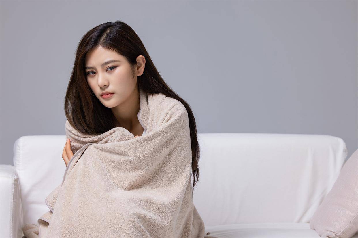 天洋新材叫停光伏封装胶膜项目：4亿元募资打水漂 断臂求生？