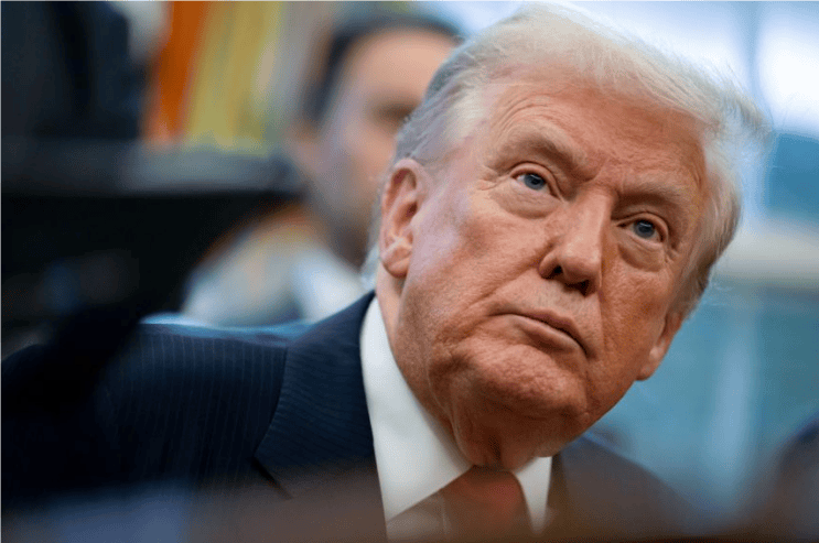 英媒：英伟达称春节前向中国客户交付H200芯片，预计发货4万至8万颗