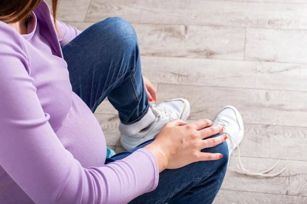 生完孩子脚变大还能恢复吗？