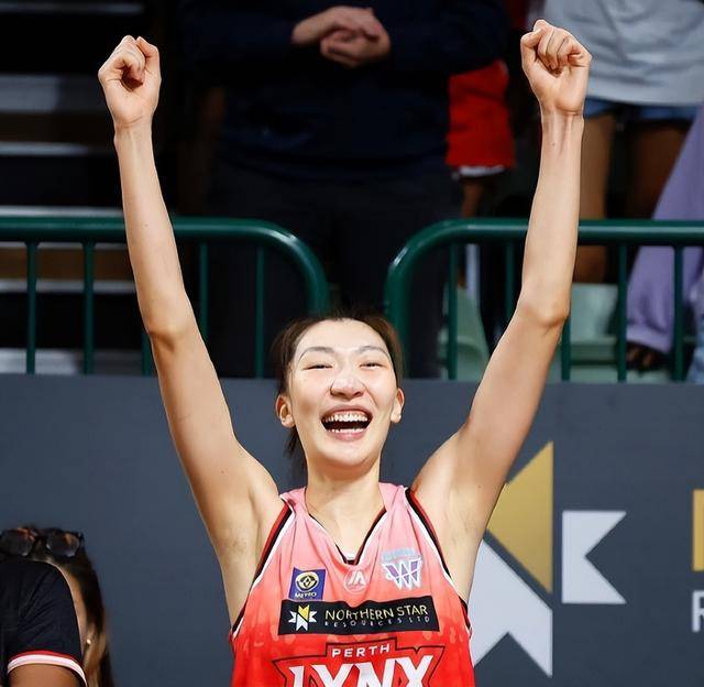 统治澳洲！韩旭26分钟12中9高效22+5 加盟6战全胜狂胜138分