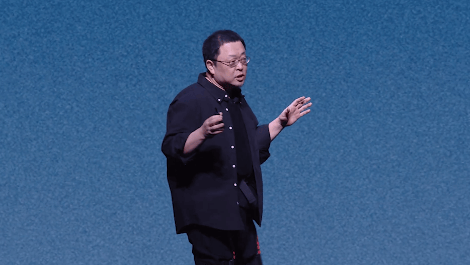 罗永浩深夜回应“科技春晚”迟到40分钟:现在体力不太行,吃了十几年的药物也不太管用,如果ADHD换药失败或不能改善体能,以后不再举办