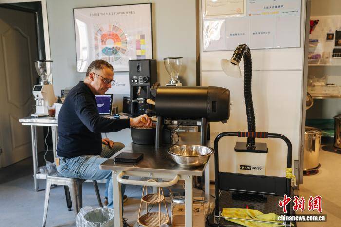 图片[2]-“洋女婿”中国创业记：在乡村扎根咖啡梦，实现工厂化升级 -华闻时空