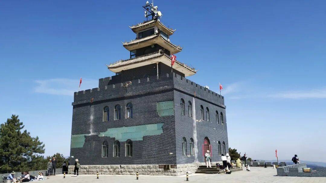 【1月10日】石千峰半岛体育- 半岛体育官方网站- APP下载桃花沟只为攀登