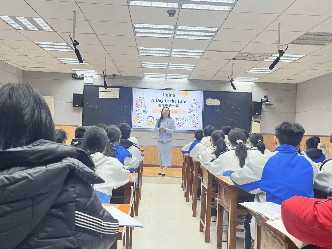 【老师,您好!】罗甸沫阳中学朱朝凤:深耕农村教学13年,无私大爱谱写育人赞歌_英语_乡村_教育部门