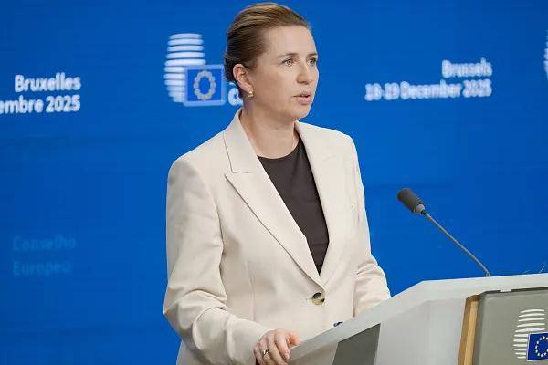 美国白宫高官之妻、保守派网红社媒发帖暗示美国要“拿下格陵兰岛”，丹麦驻美大使发声：我们希望丹麦的领土完整能得到充分的尊重