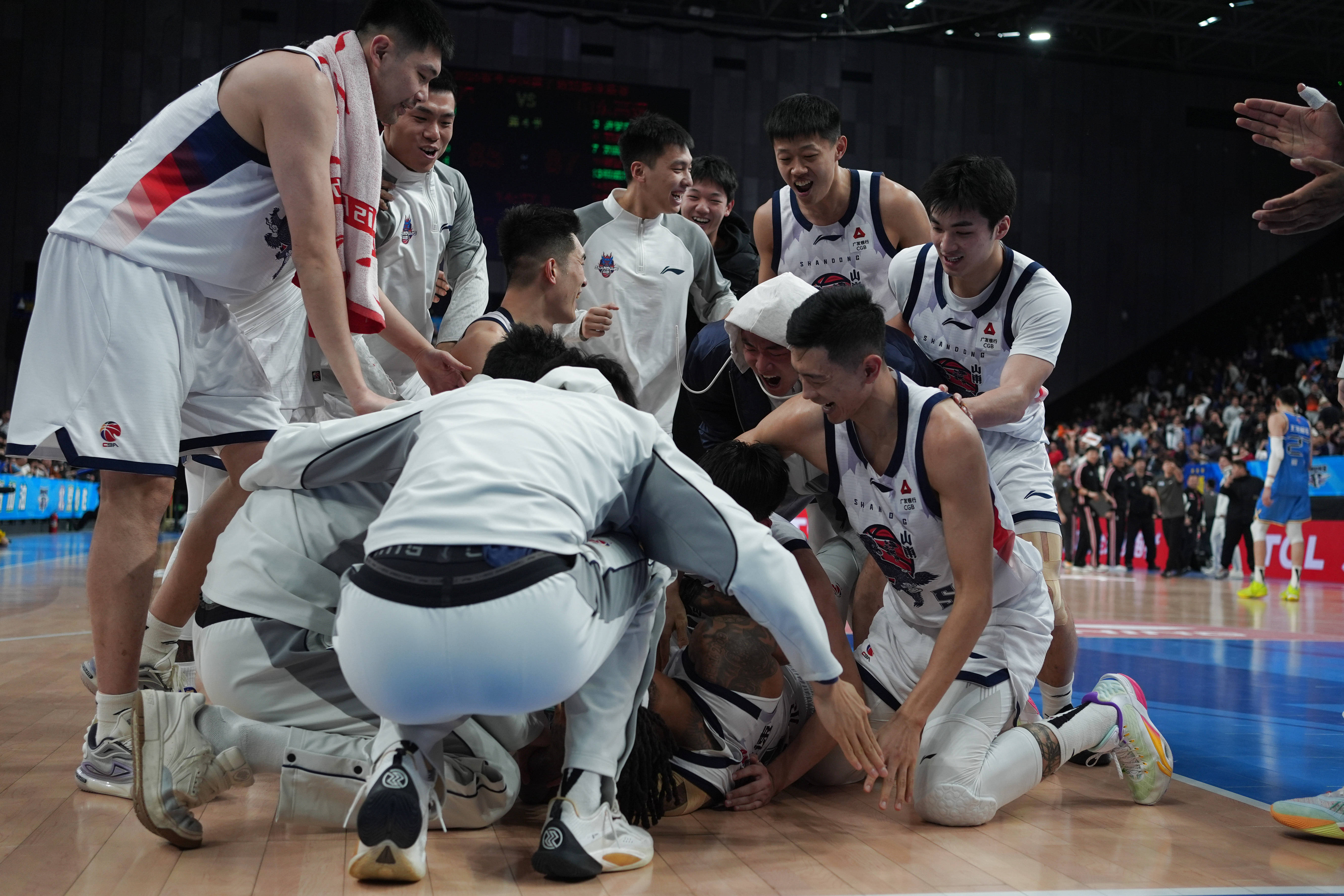 体育）篮球——CBA常规赛：山CBA盘口与数据深度__今日盘口分析·大小分策略·球队档案东高速胜北京北汽