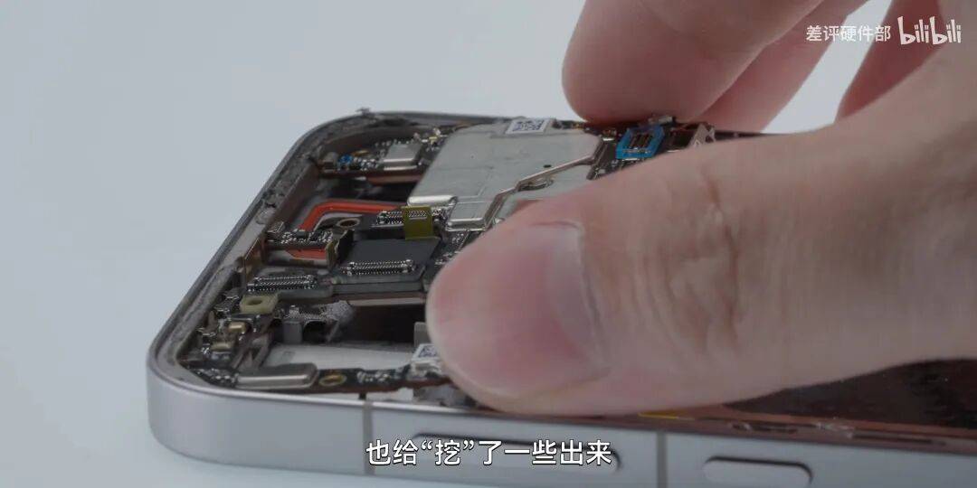 那些外国博主们，怎么突然开始吹中国手机了？？？