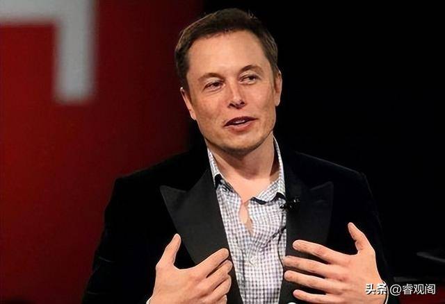 马斯克狂喊AI灭人类，转头给员工开17薪，马斯克高薪养员工太精明