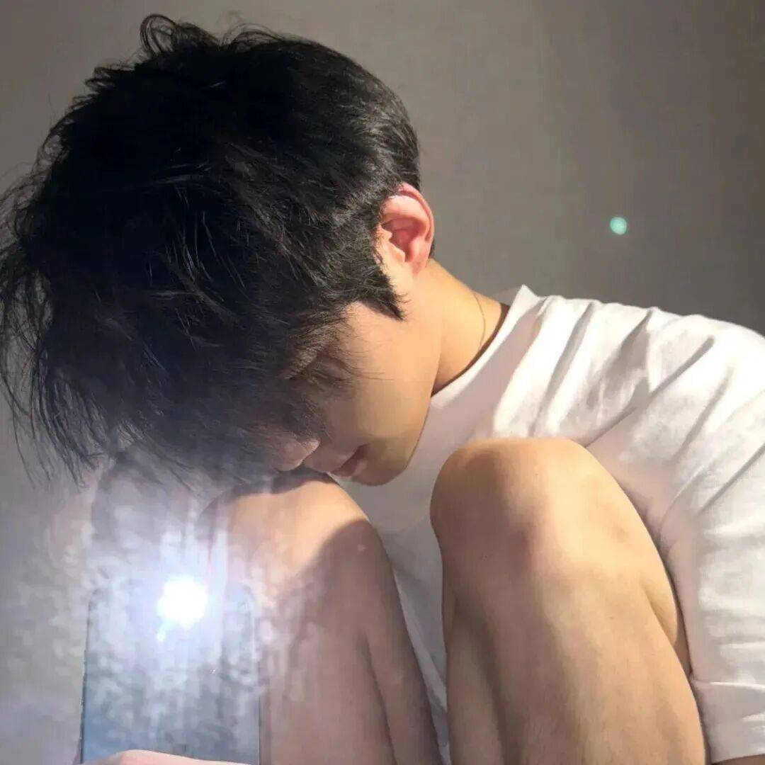帅气男生头像男头100张