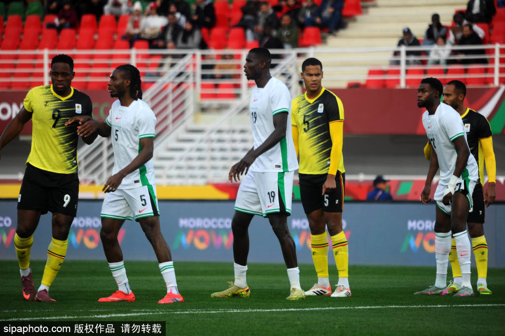 U23国足半决赛阵容大变动：拜合拉木、王钰栋、徐彬等人全部替补，战术布局引发热议