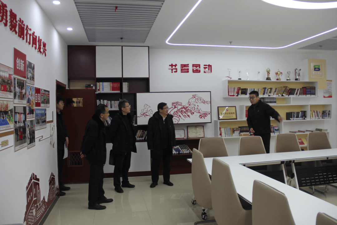 在专题座谈会上,区国动办汇报了安全生产工作,李国龙副区长代表区委