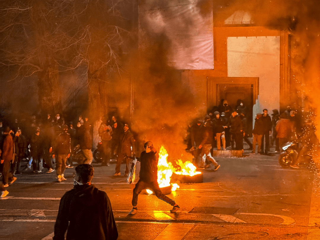 全面断网的8天，伊朗到底发生了什么？