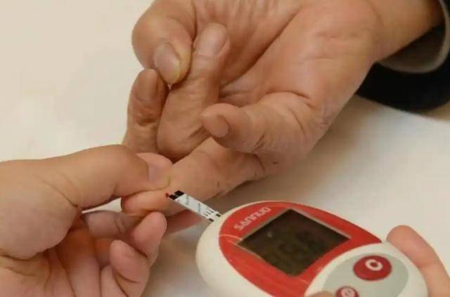 上海28岁男子患糖尿病后天天跑步，2年后复查，他情况怎么样了