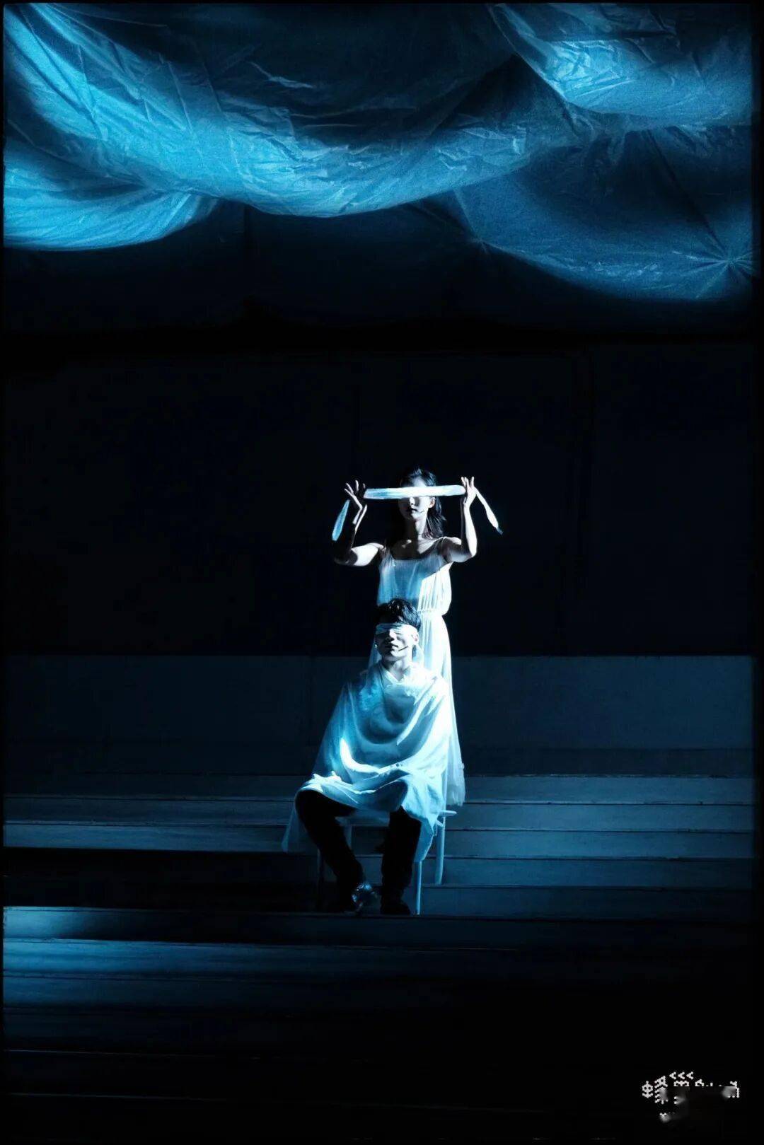 本周推荐｜剧本朗读工作坊；电影放映《捆着我，绑着我》；《恋爱的犀牛》《两只狗的生活意见》；电影入围；艺术展...