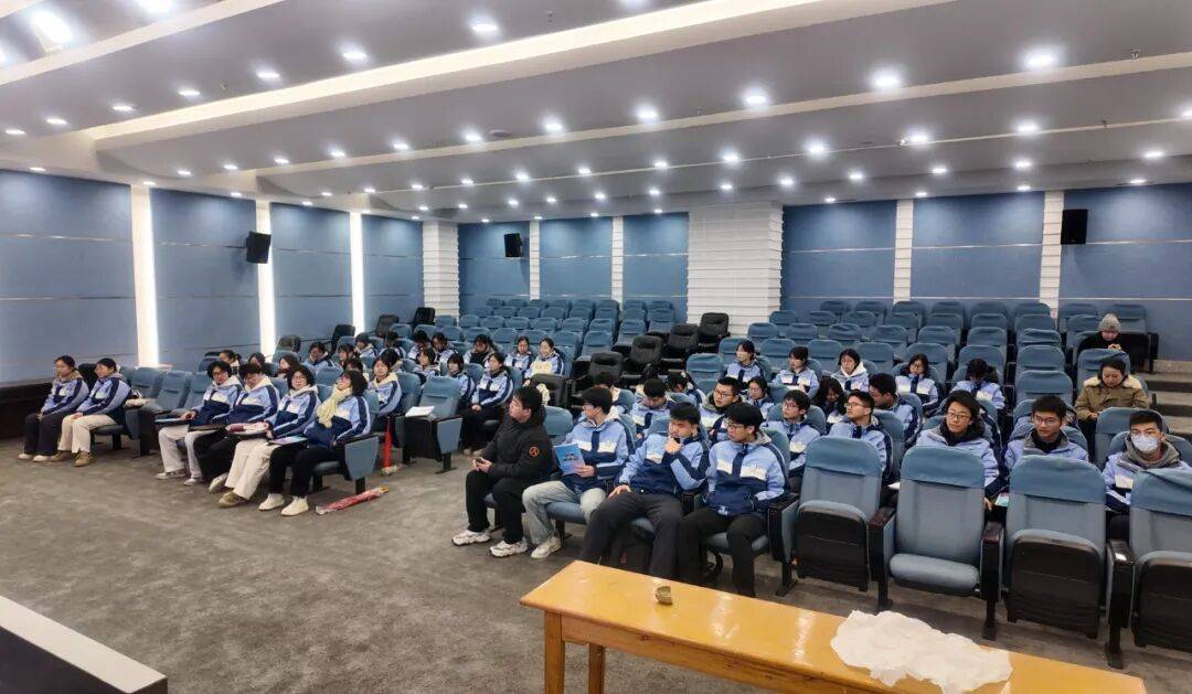 行走的课堂!省镇江一中携手镇博开启沉浸式文化研学之旅