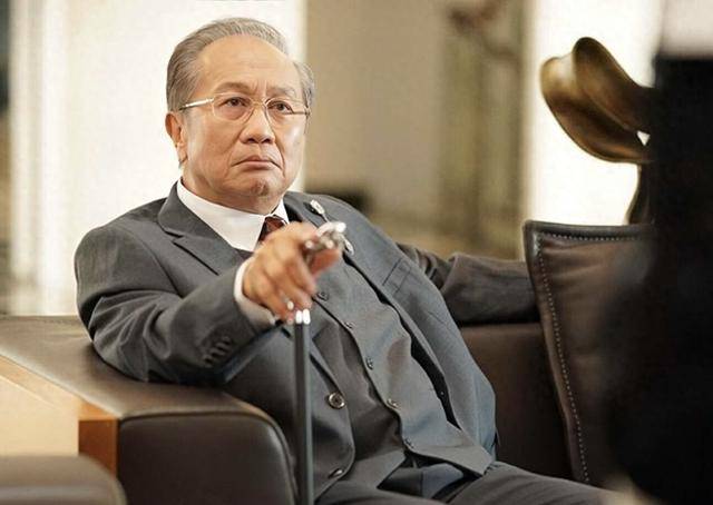 知名港星一度患淋巴癌！妻子离世八年难接受，每日对着其照片聊天