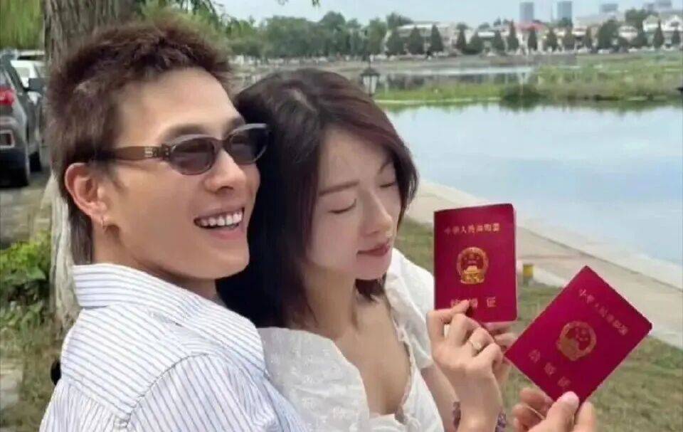 【2026.2.4】吴奇隆刘诗诗最近？《生命树》胡歌？王源有打算拍戏？《年少有为》播出数据？吴谨言和她老公感情？精灵少女提前解散？