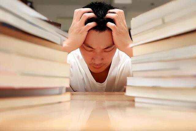 80%的精神分裂，或是从小时候就开始的，究其原因往往离不开这3点