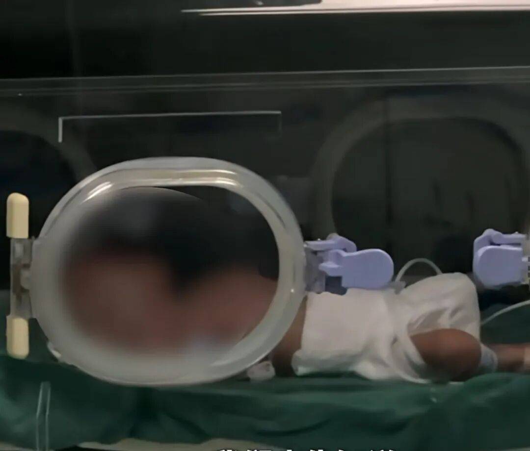 早产儿疑因医院违规接种疫苗致脑出血进ICU 