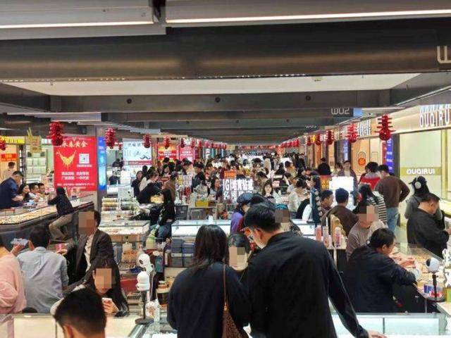 2026年春节前夕金银市场冷热分化，底层