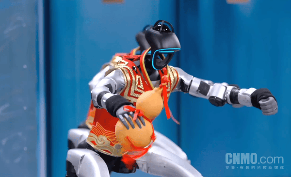 春晚同款机器人售价8.5万元？宇树客服回应：暂未上架