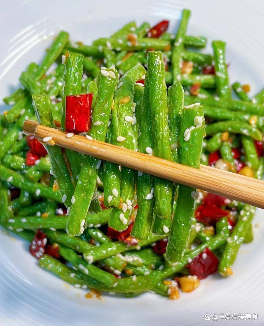 在家做干煸豆角别直接干煸大厨教做法干香又下饭