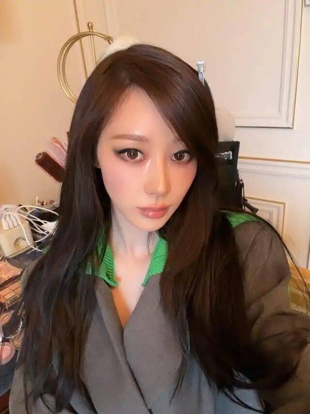 她因“惊艳蜕变”，引发整容猜测 插图1