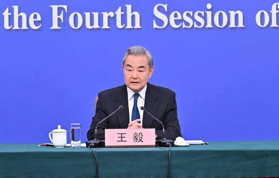 美以对伊军事打击，会对特朗普访华造成什么影响？王毅回应