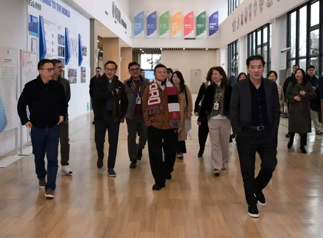 林俊旸可别拿阿里的钱