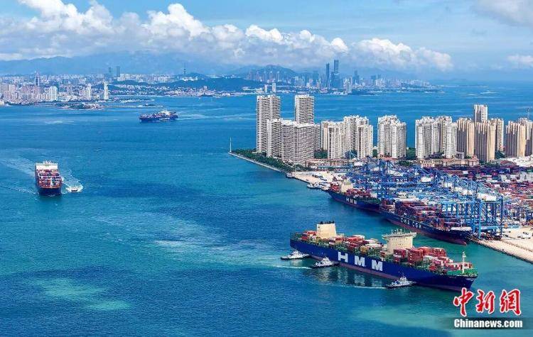 探秘创下五大“世界之最”的中国深海“蛟龙”