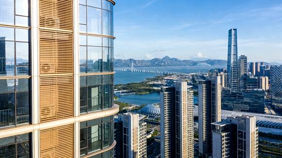 马化腾首谈“养虾”：可将AI落地到丰富场景中