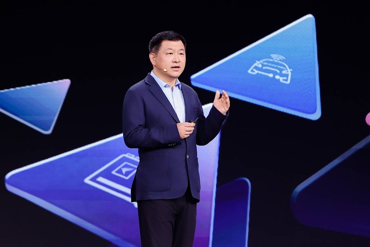 华为云公布AI新布局：全面锚定行业智能体