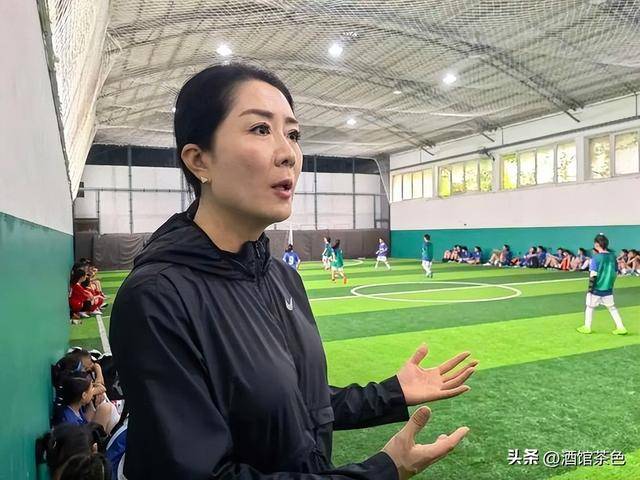 为女足征战219场的国家队长浦玮，如今已重返上海，回母校当教练