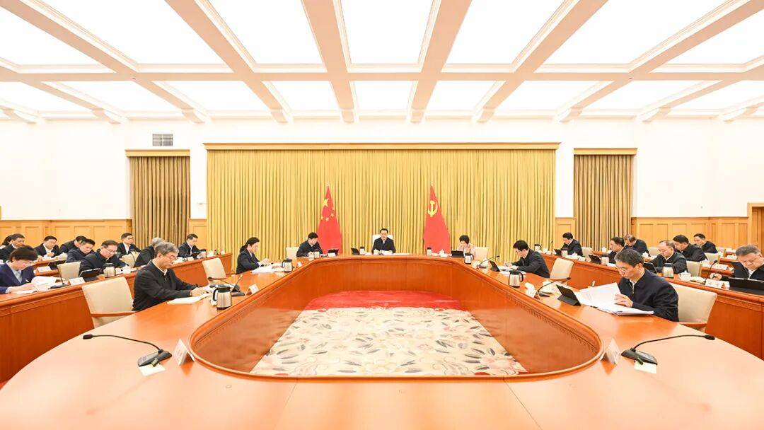 市委常委会举行会议 市委书记袁家军主持并讲话_建设_陆海新_枢纽